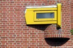 Bijzondere raampjes met punt, hoek Irislaan-Lindenlaan.
              <br/>
              Gert-Jan Lobbes, 2016